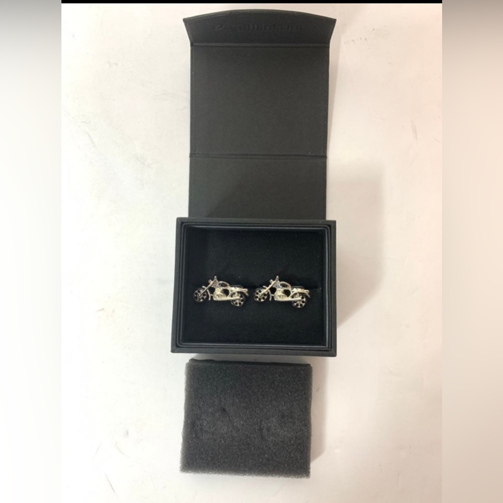 Motorcycle Cufflinks - Picture 6 of 11